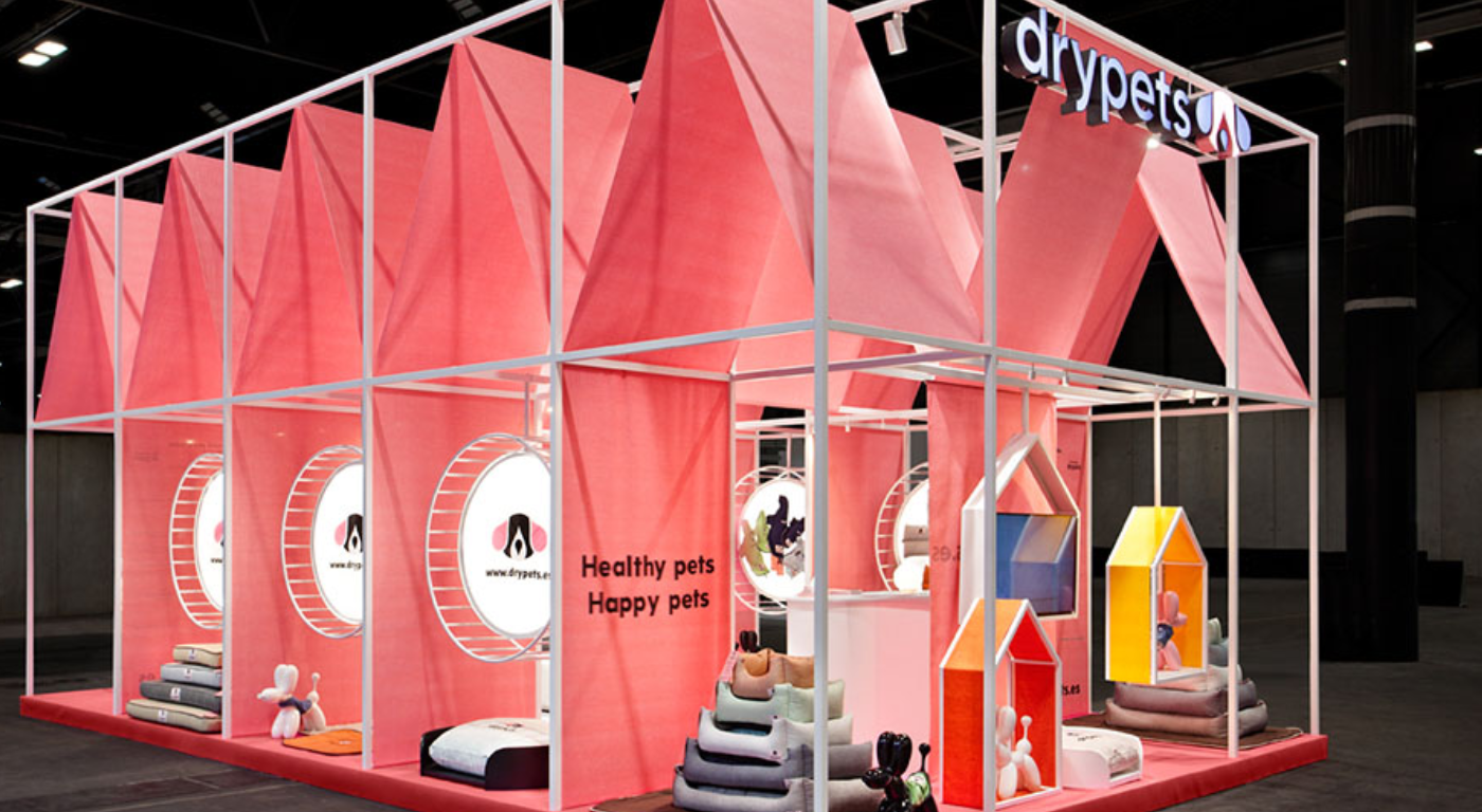 Stand completo de Drypets en el World Dog Show